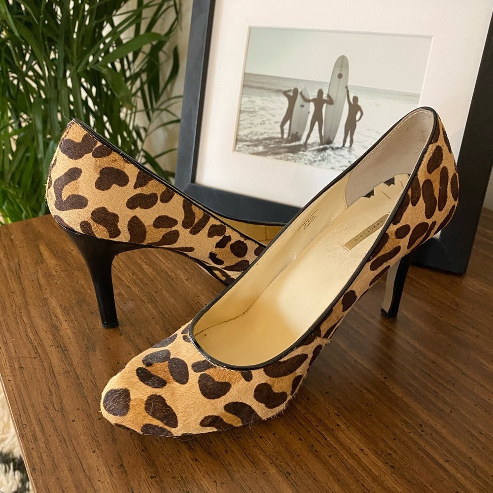 Max studio ‘Marais’ pump in leopard print / calf hair